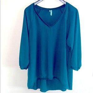 Maurices XL forest green 3/4 sleeve blouse perfect for Christmas and office!